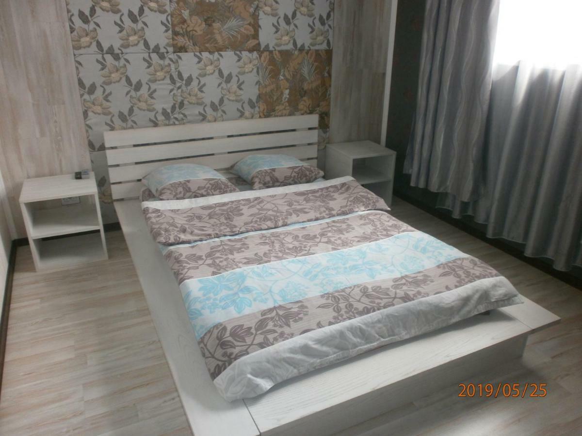 Mini Hotel Na Gasheka Kiev Dış mekan fotoğraf